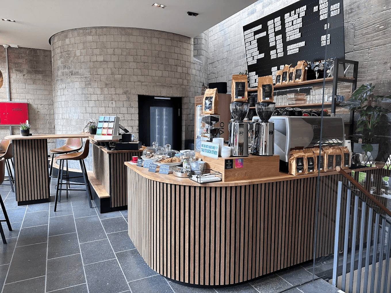 Der LaRoc Tresen mit Kaffeespezialitäten